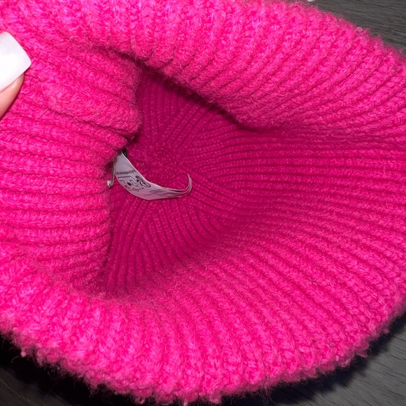 THE NORTH FACE KIDS BEANIE - Picture 3 of 3